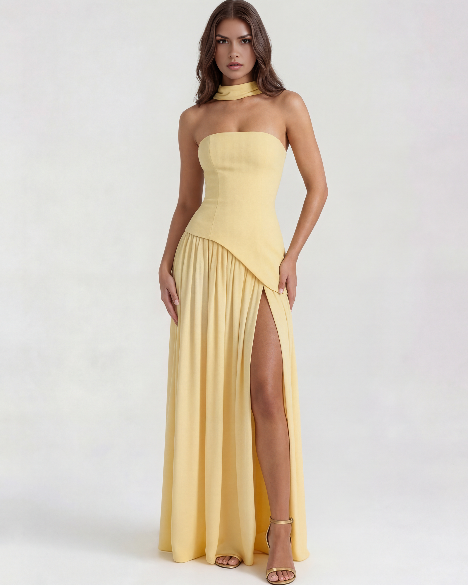 Vestido largo palabra de honor con abertura
