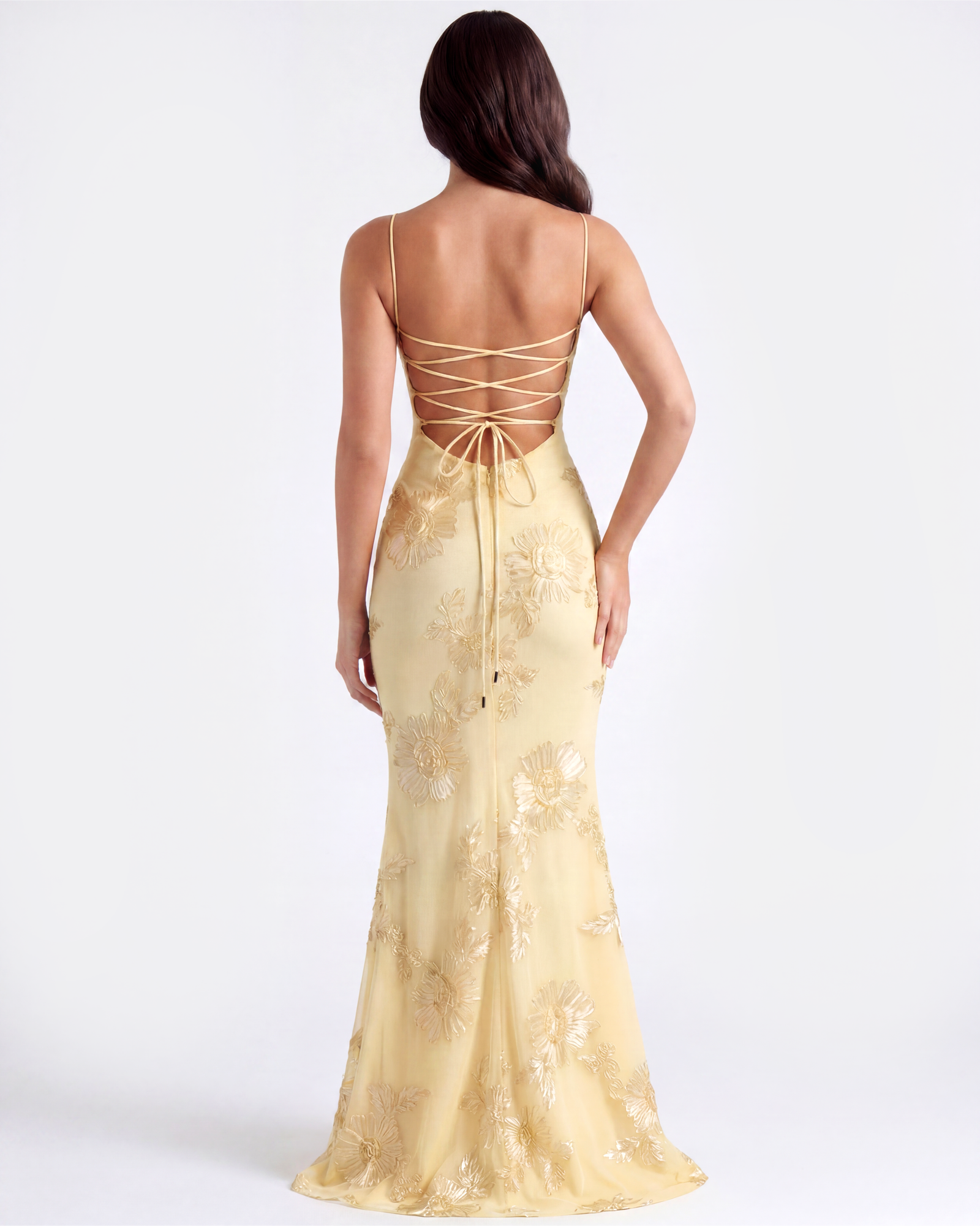 Vestido largo con corsé floral bordado