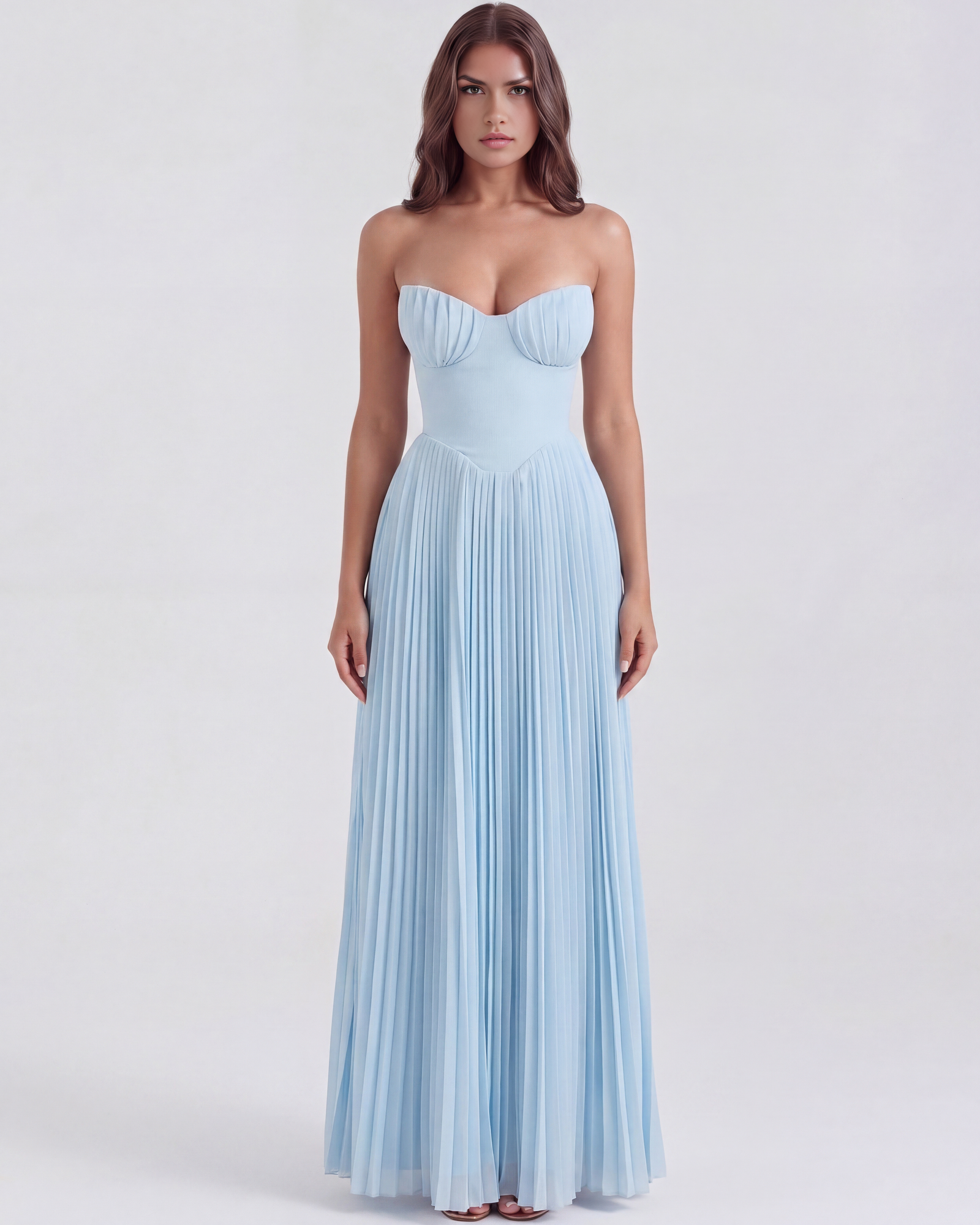 Vestido largo plisado con escote palabra de honor