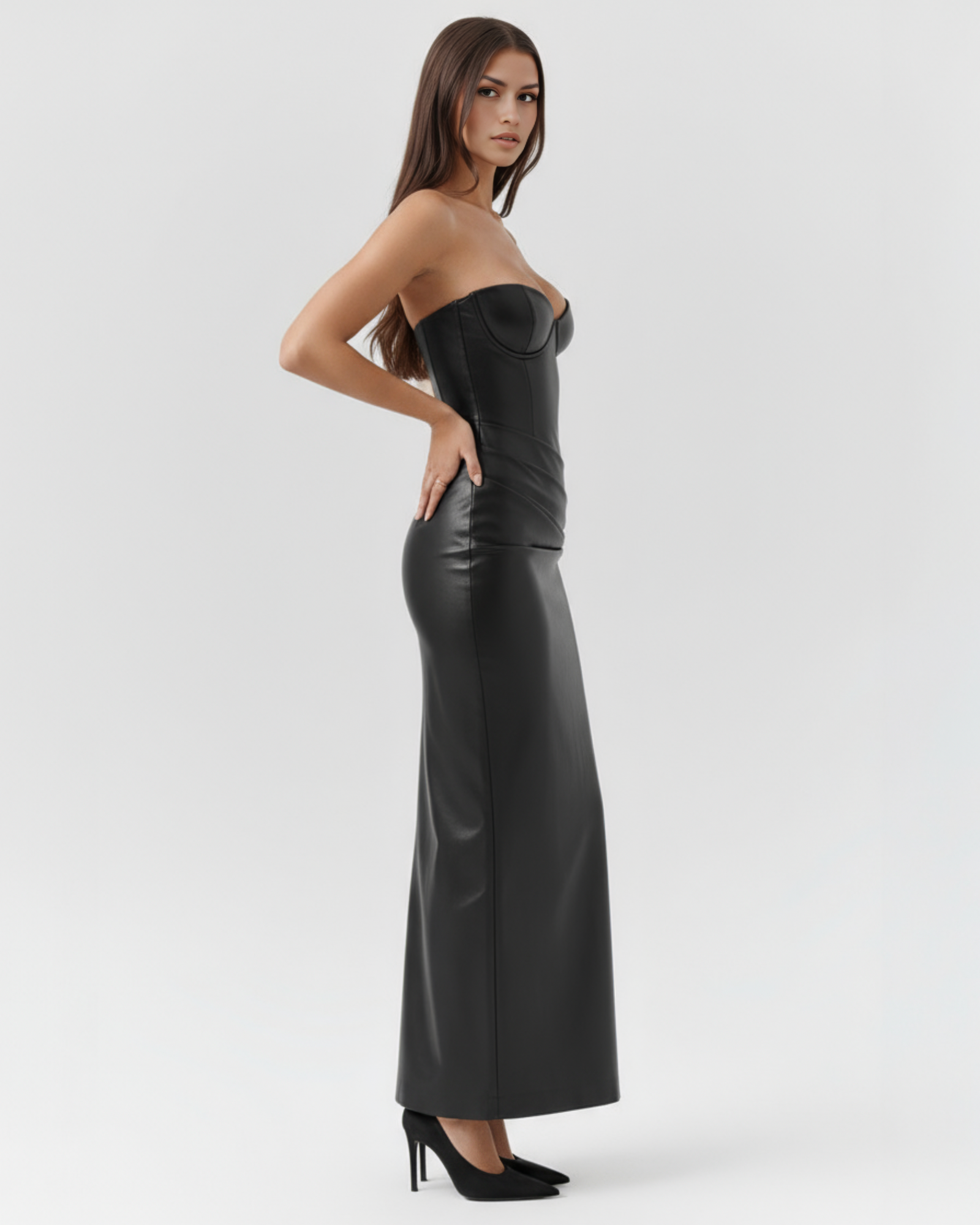 Vestido largo efecto piel con escote palabra de honor