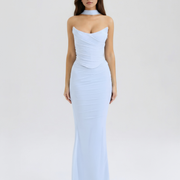 Vestido largo ajustado con choker