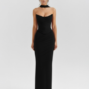Vestido largo ajustado con choker