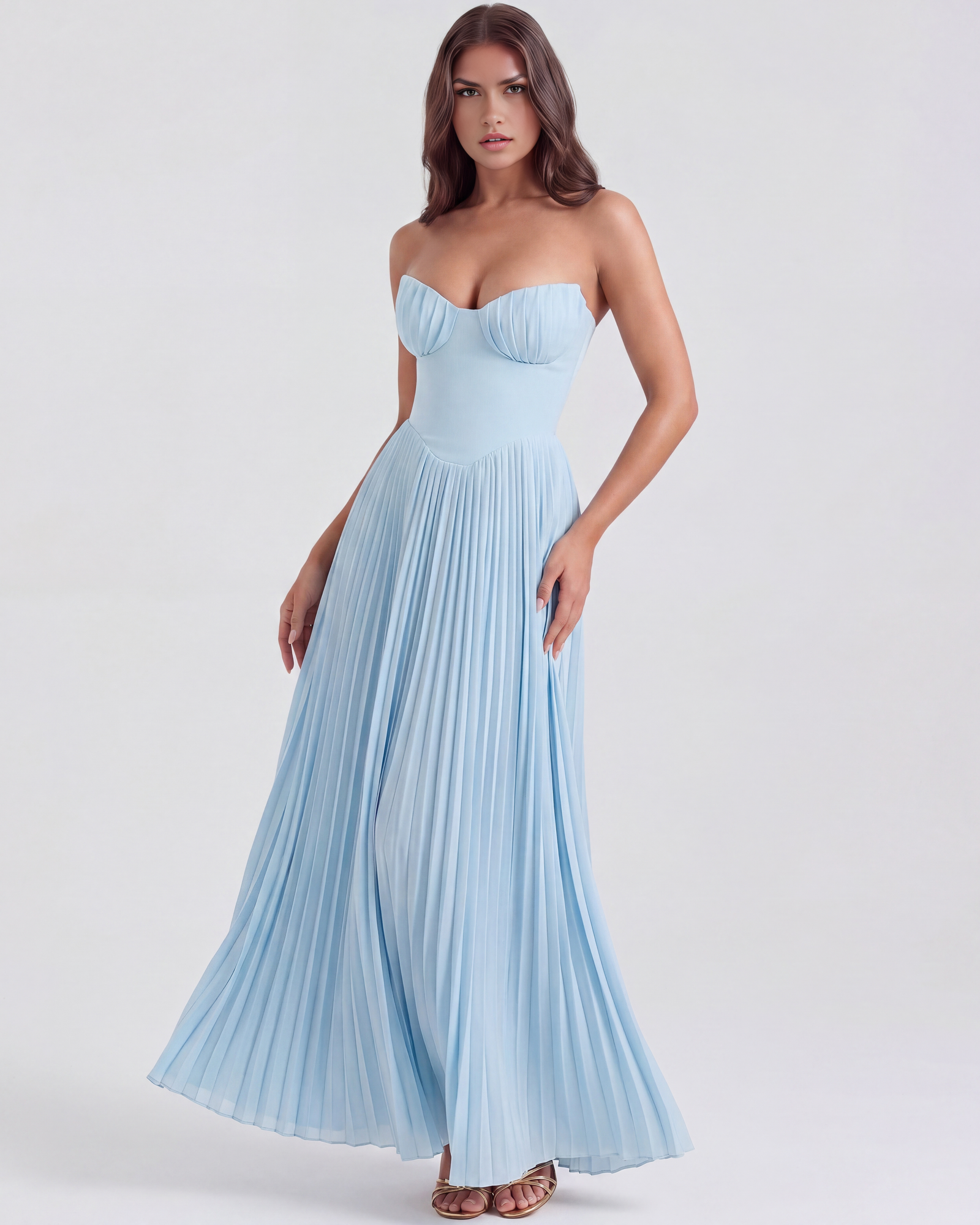 Vestido largo plisado con escote palabra de honor