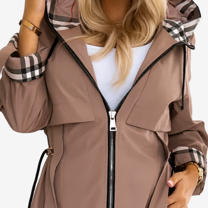Maeve | Gabardina con capucha