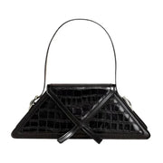 Bolso geométrico de diseño estructurado
