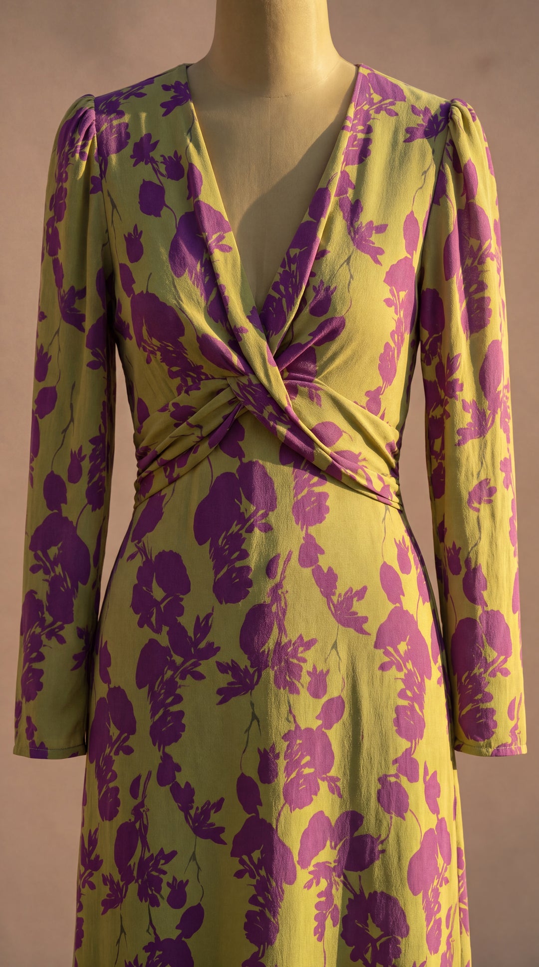 Vestido Maxi Floral con Caída Fluida