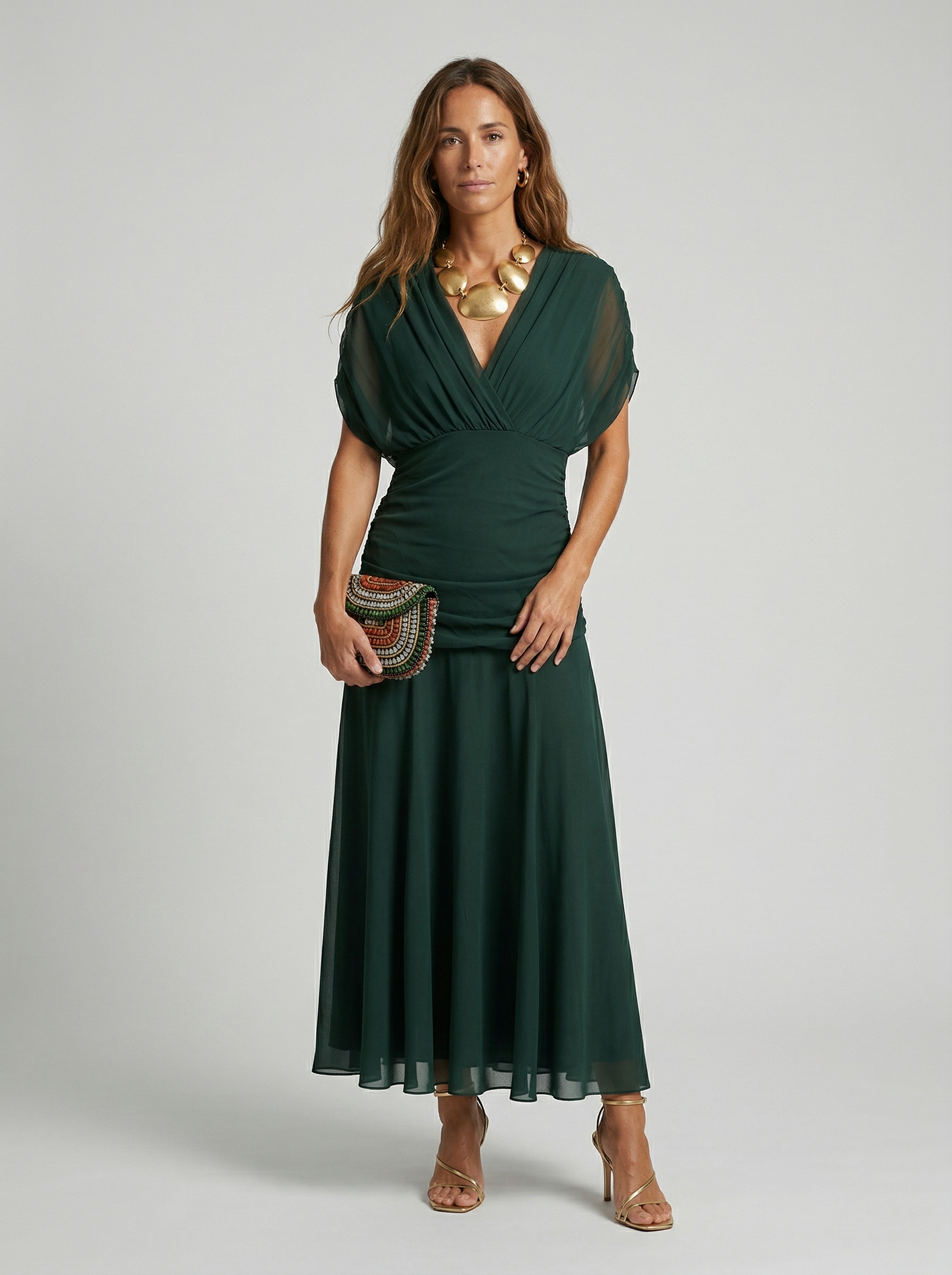 Vestido largo con escote en v