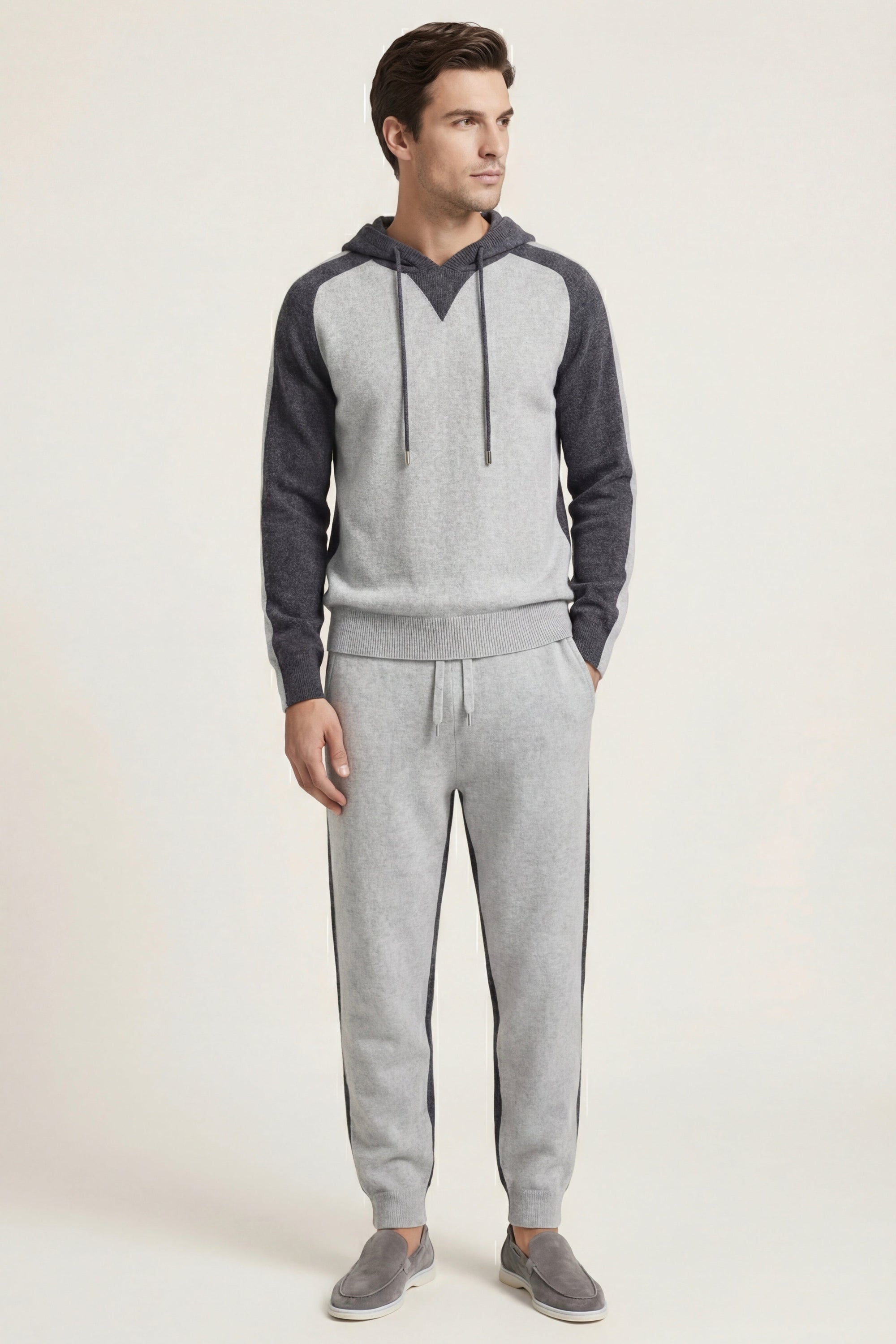 Conjunto de Firma Gris con Capucha