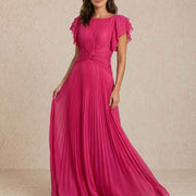 Vestido plisado con detalle nudo
