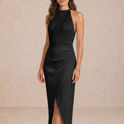 Vestido midi plisado con escote halter