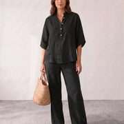 Conjunto de lino con mangas murciélago y pantalón ancho
