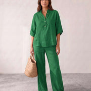 Conjunto de lino con mangas murciélago y pantalón ancho