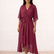 Vestido midi cruzado con cinturón