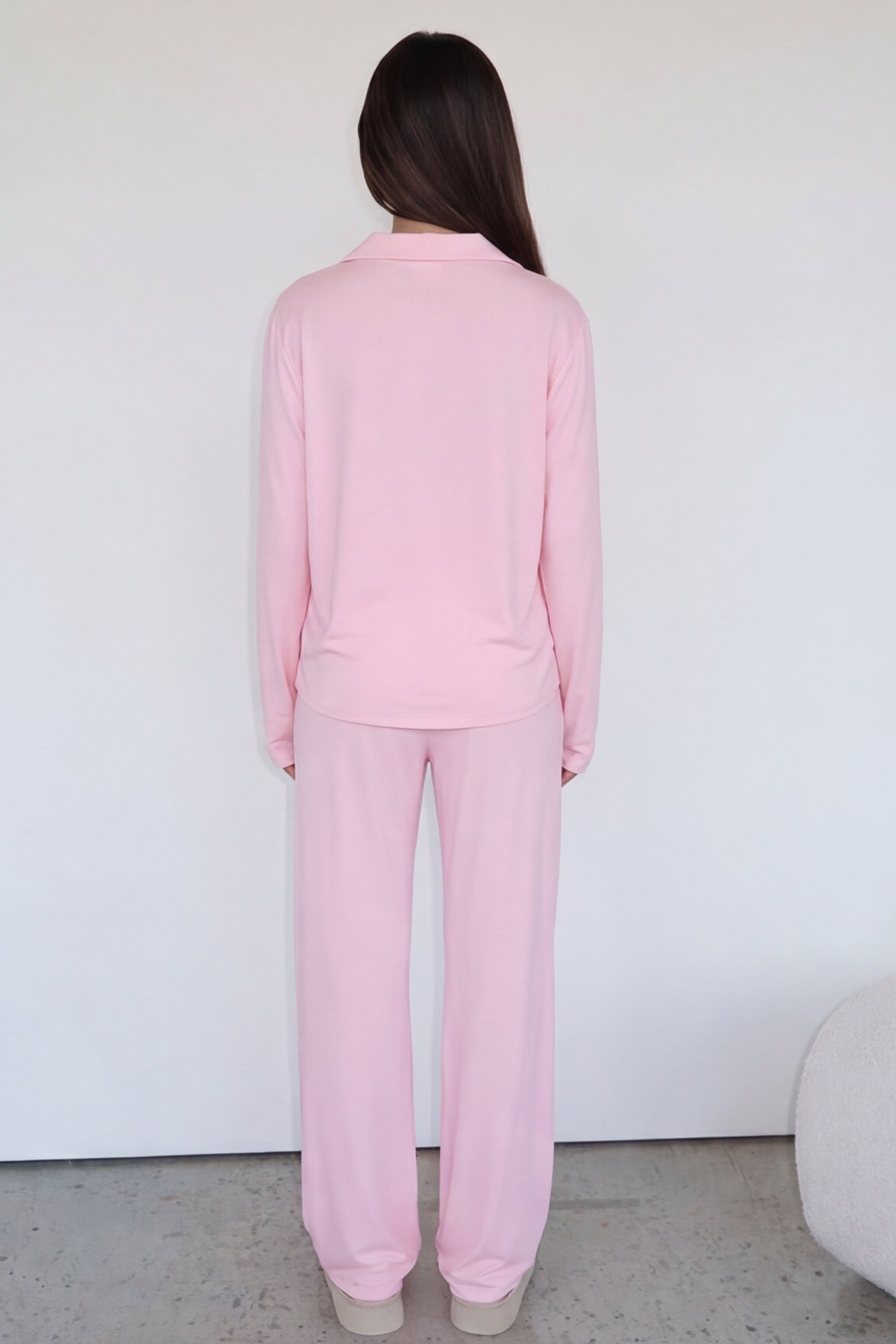 Conjunto de pijama rosa suave
