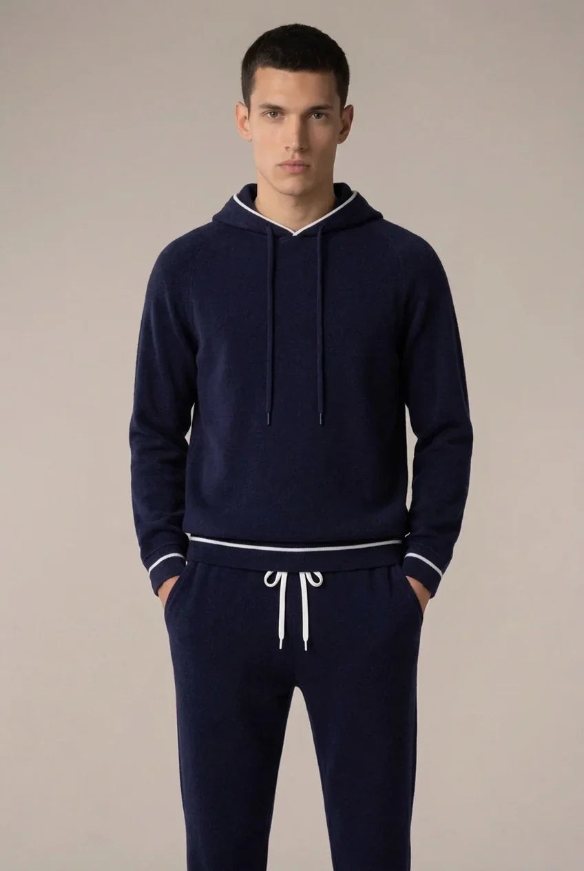 Conjunto de Firma Azul Marino con Capucha