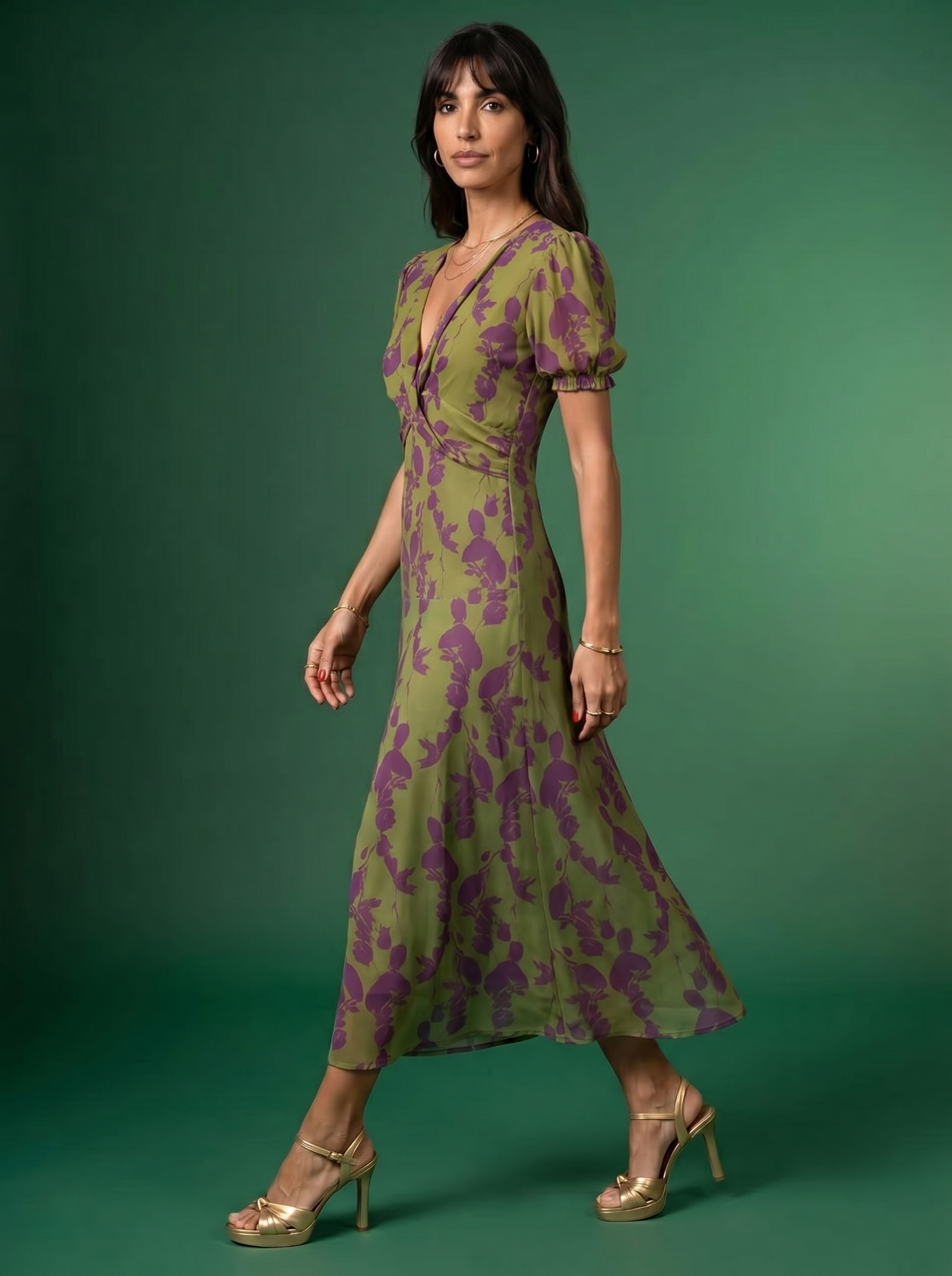Vestido midi estampado con tirantes