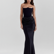 Vestido largo satinado con escote palabra de honor