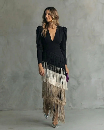 Clara™ | Vestido midi elegante con mangas de flecos