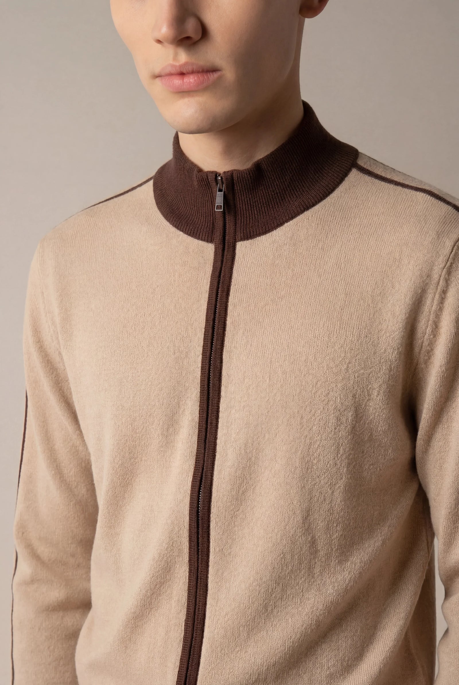 Santiono Cargidan Beige