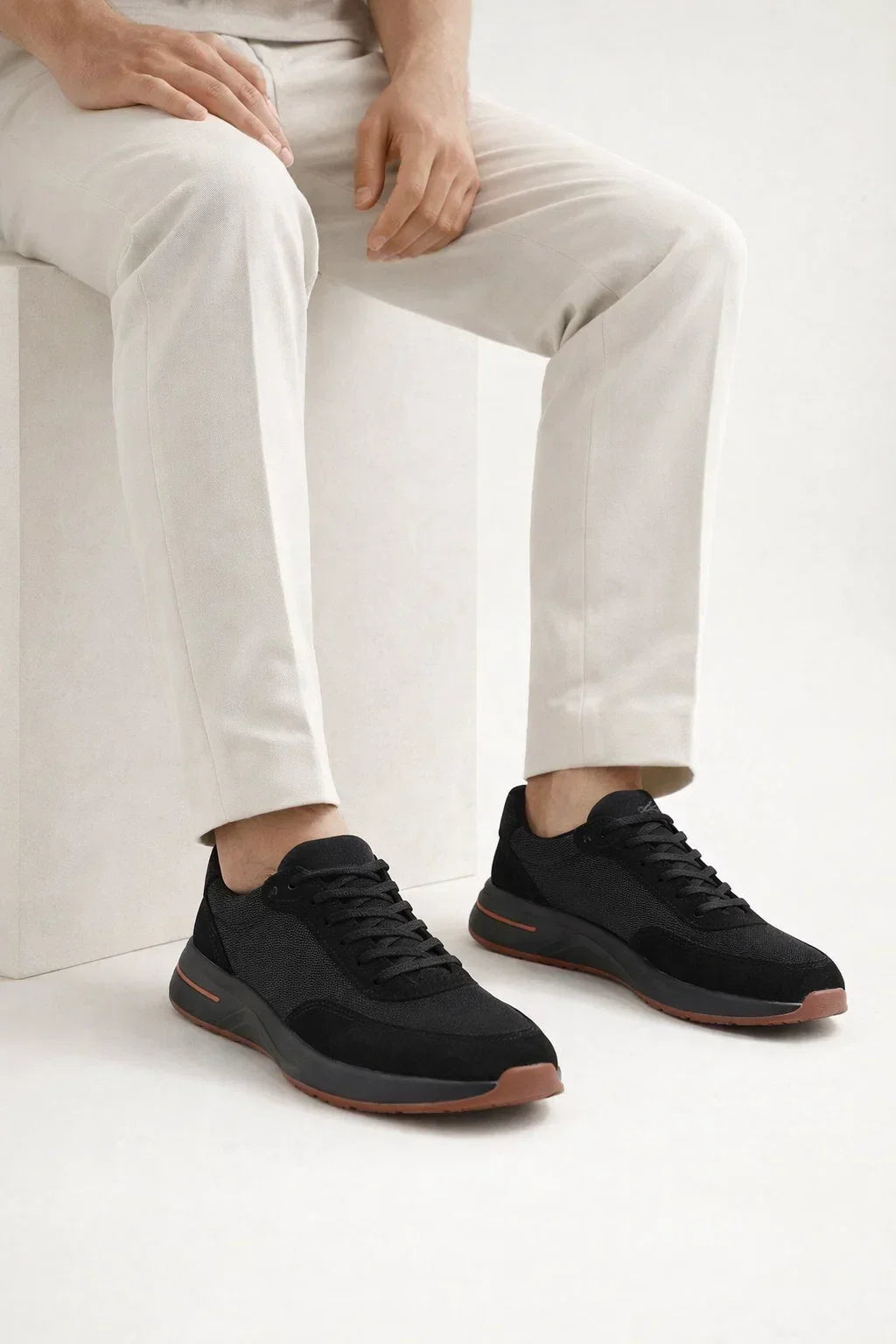 City Sneaker Black