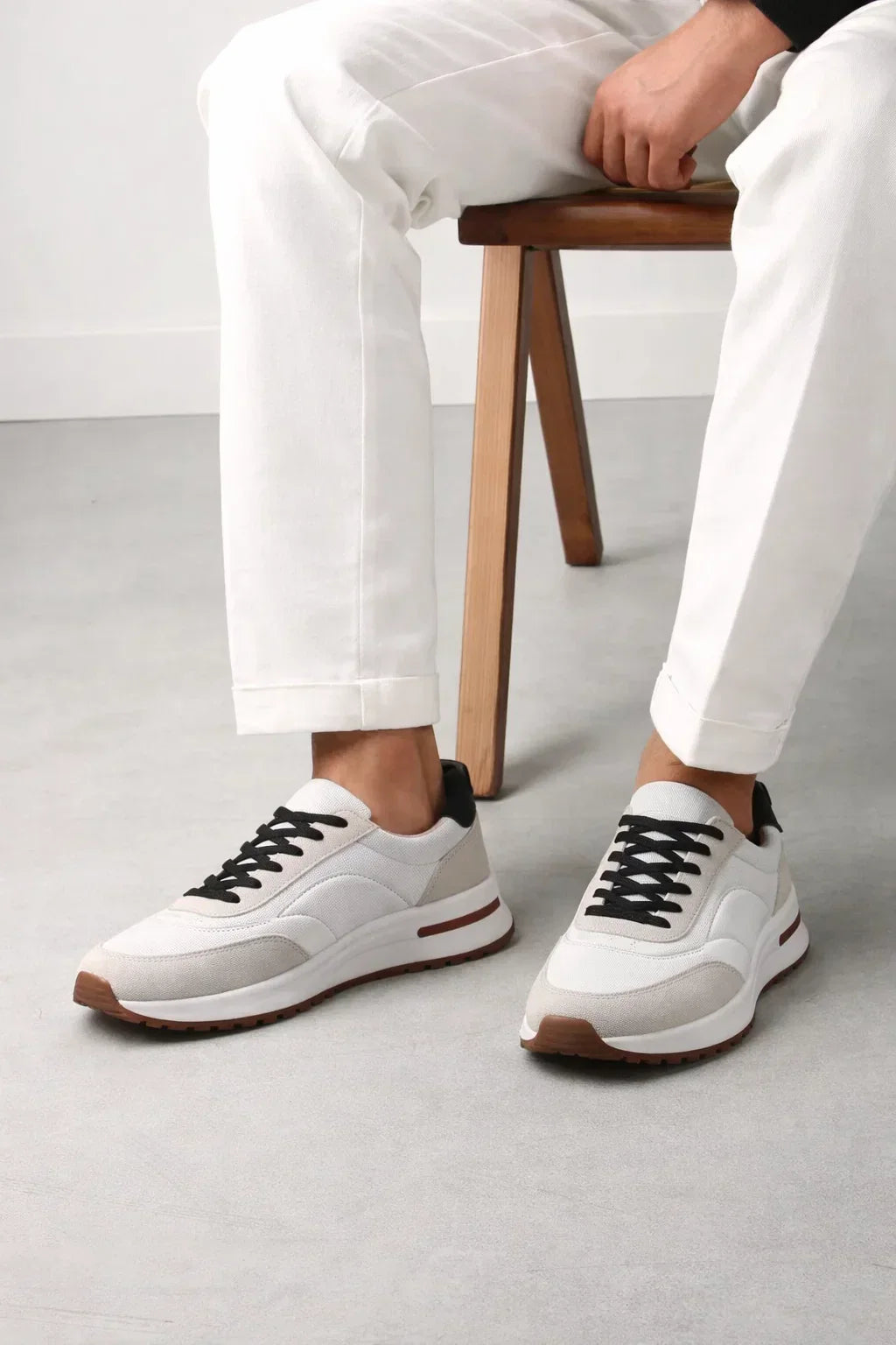 Sneaker White