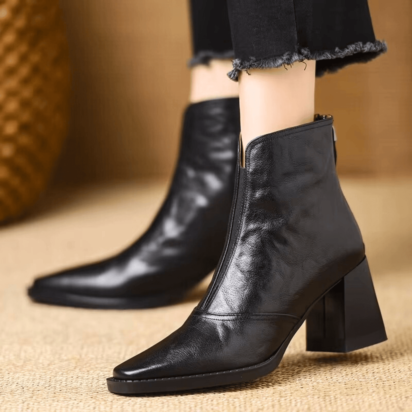 Claudia | Botines de Lujo con Tacón Medio